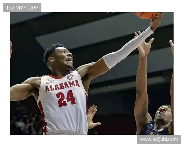 黄蜂队宣布布兰登米勒因左肩受伤将缺席本场比赛的后续时间